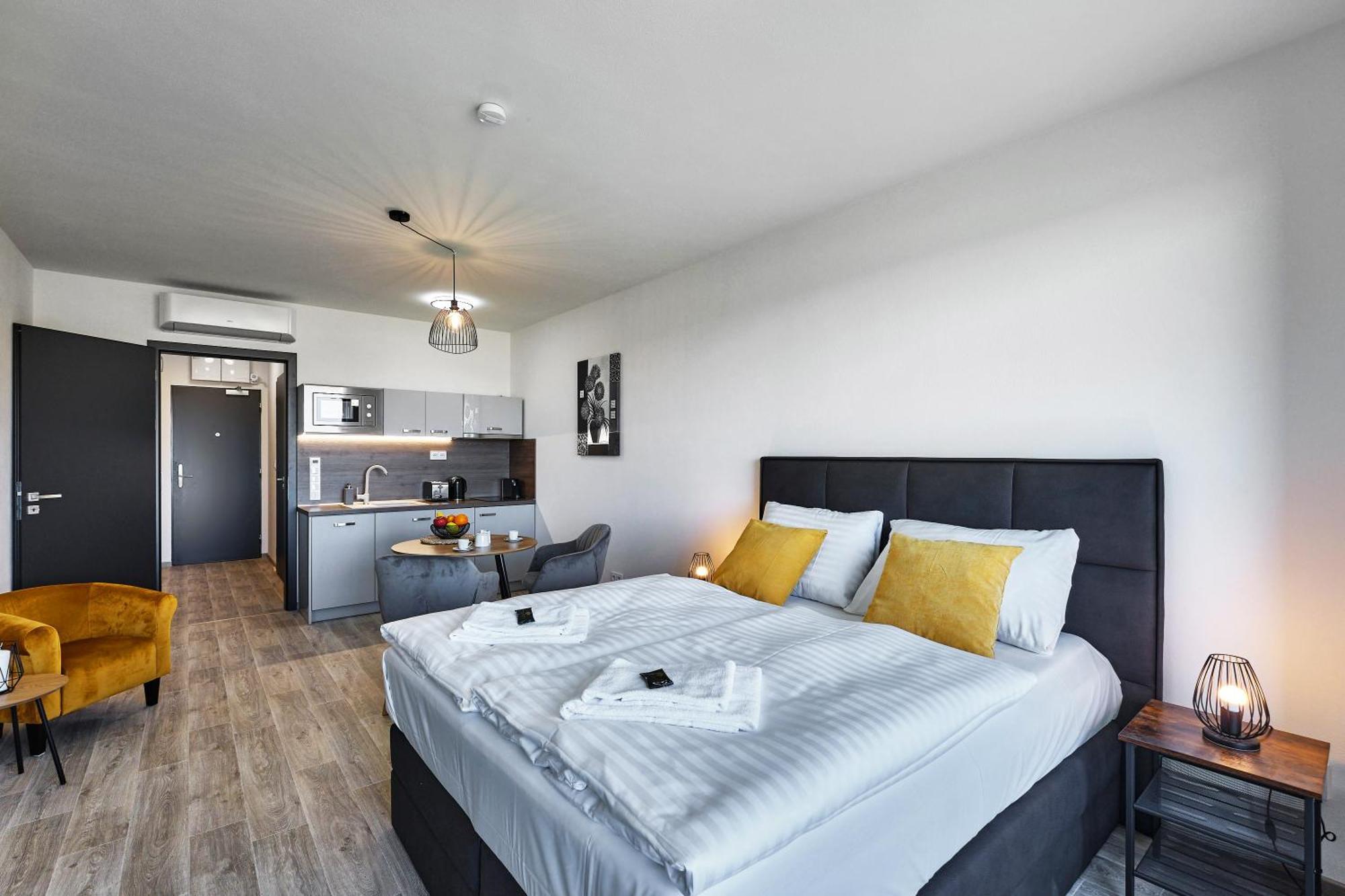 Relax Park Trebon II Apartment ภายนอก รูปภาพ